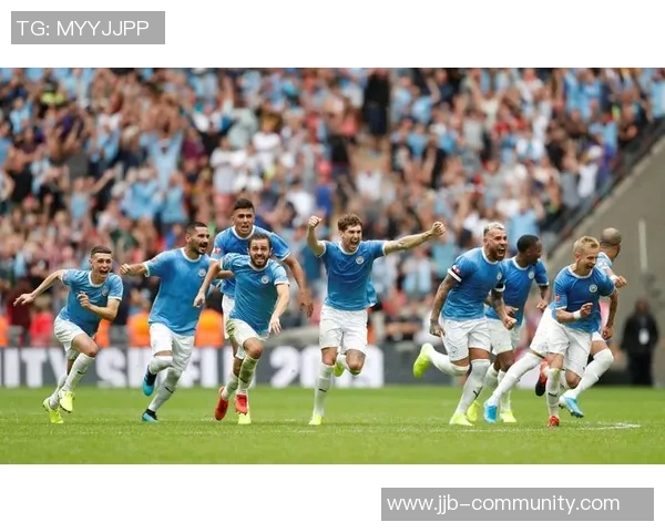 德甲惊天冷门曼城4-0横扫里昂引发全场震动