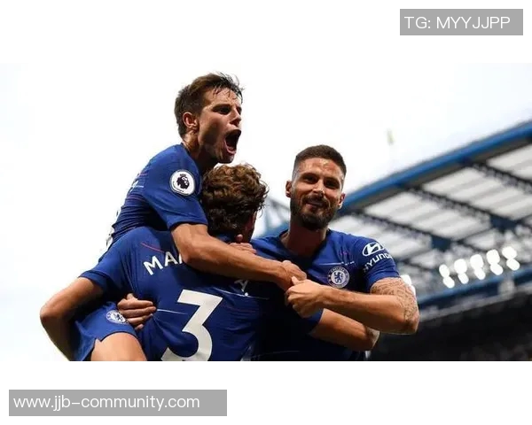 英超激战：拜仁小胜AC米兰红牌争议引发全场热议